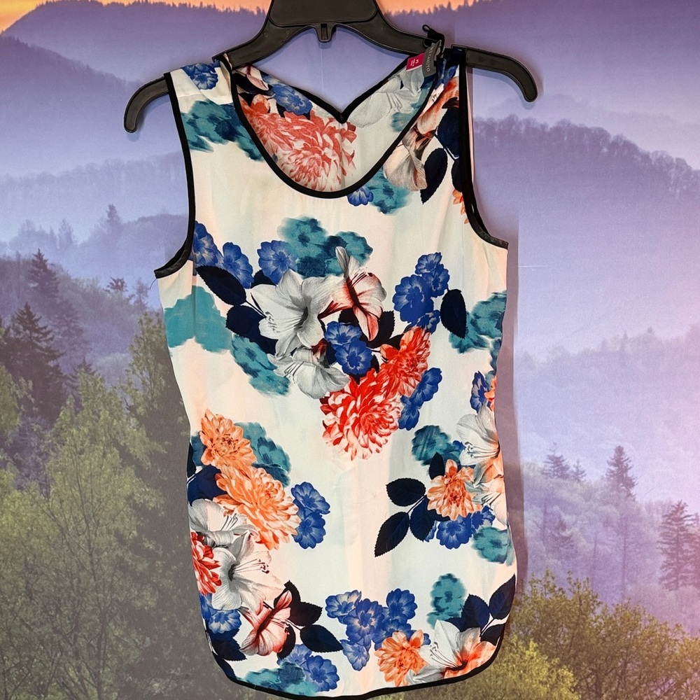 Vince Camuto Multicolor Floral blouse - Picture 2 of 4